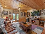 Soaring Hawk Lodge: Lower-Level Porch